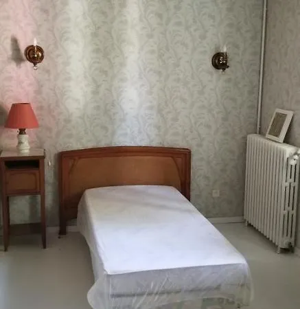 Duo Artistes Chambres Hotes * Treignat